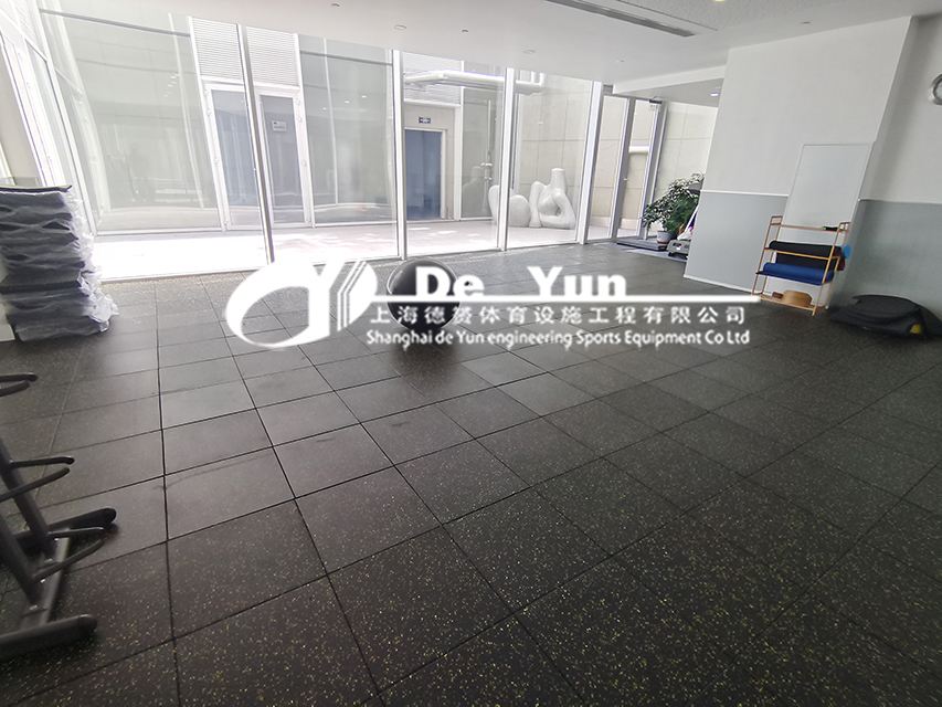 普陀區(qū)中鷹健身會(huì)所